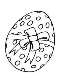 Ou împodobit cu o fundă
